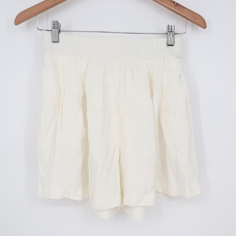 Tina Jo Womens Cream Elastic Waist Flowy Pull On Shorts Small Made in USA